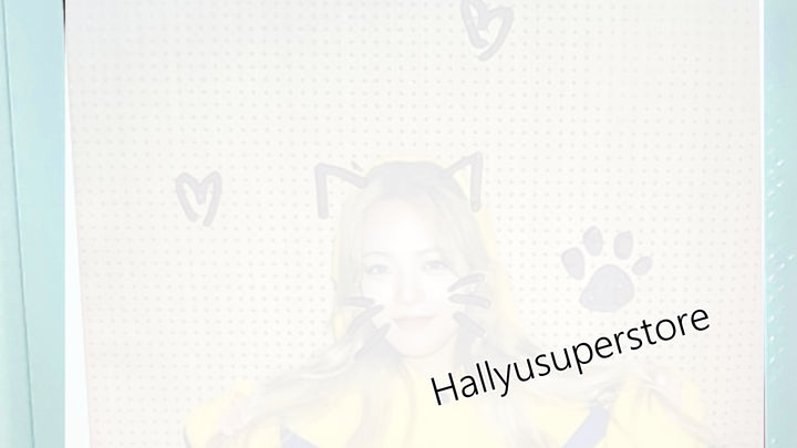 Yue (Of Lapillus) "GIRL's ROUND Part. 2" - Hand Autographed(Signed) Polaroid - HALLYUSUPERSTORE