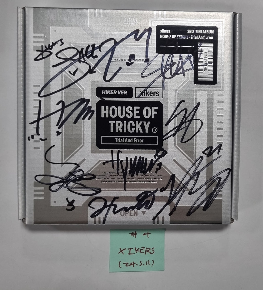 Xikers "HOUSE OF TRICKY : Trial And Error" - Hand Autographed(Signed) Promo Album [24.3.11]