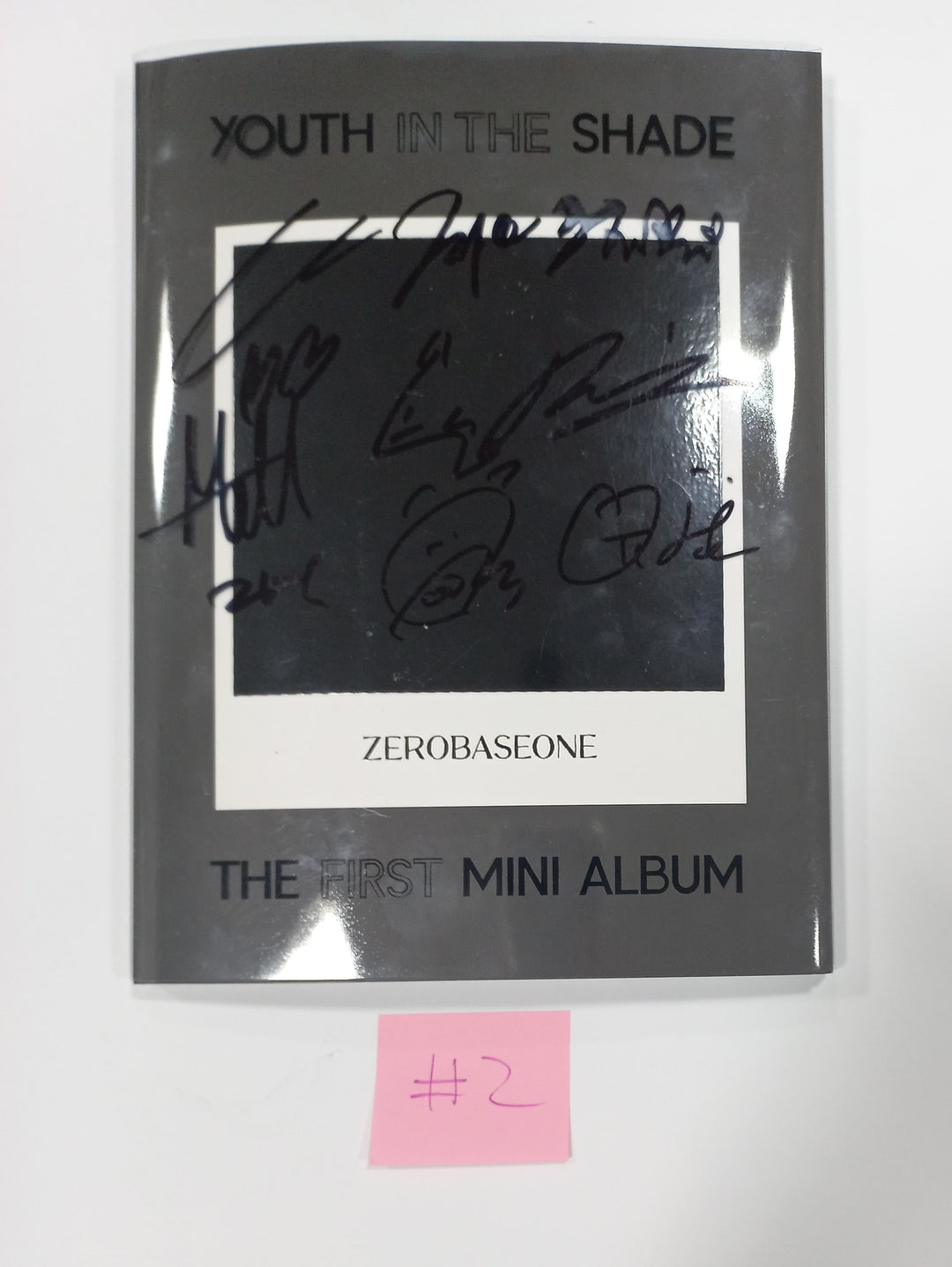 ZEROBASEONE (ZB1) - Hand Autographed(Signed) Promo Album [24.3.21]