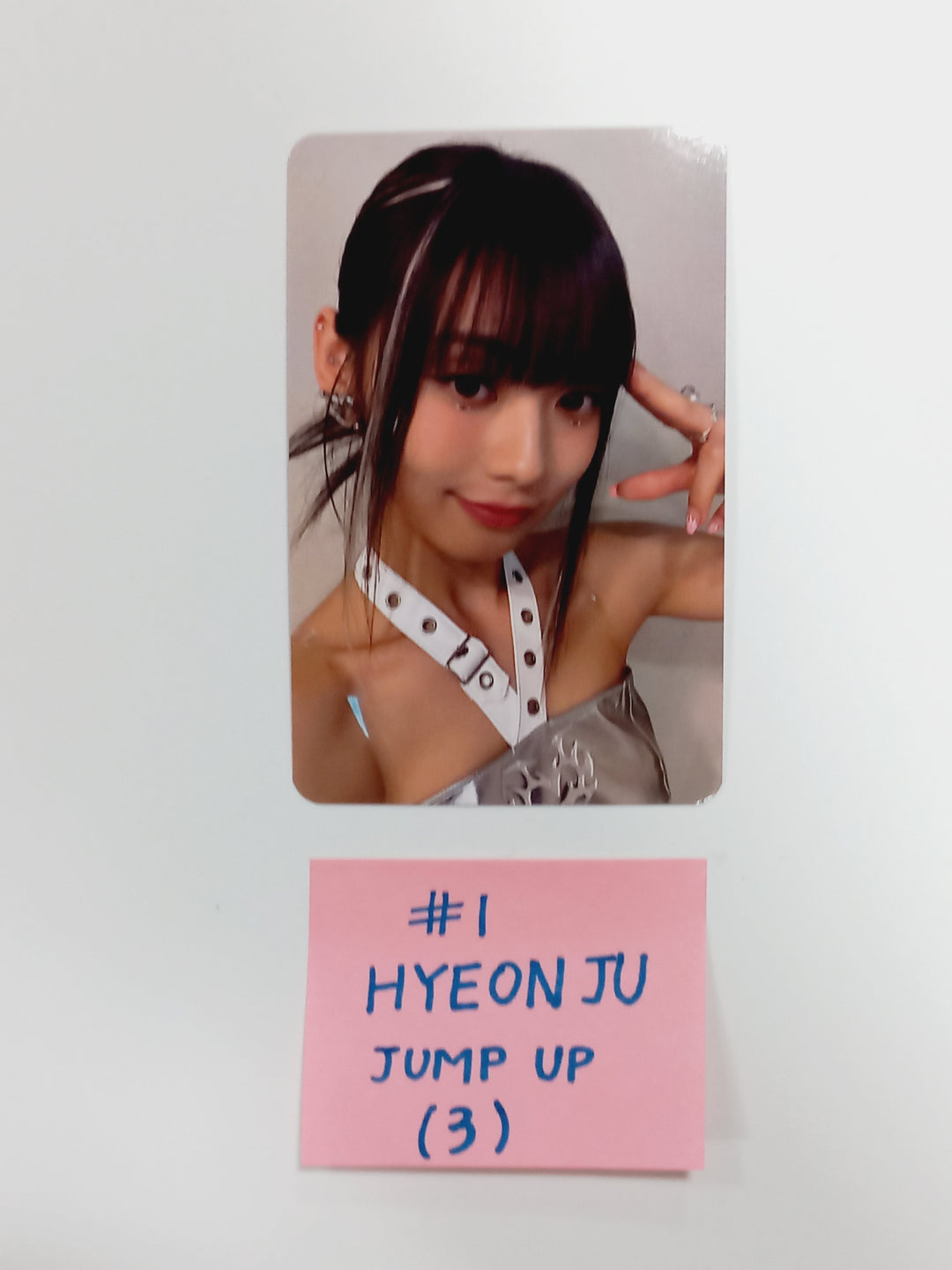 UNIS 'WE UNIS' - Jump Up Pre-Order Benefit Photocard [24.4.1]