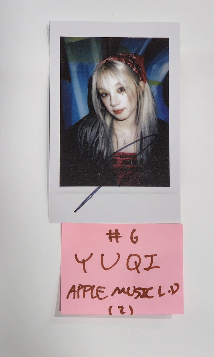 YUQI (Of (G) I-DLE) "YUQ1" - Apple Music Lucky Draw Event Photocard Round 2 [24.5.7]