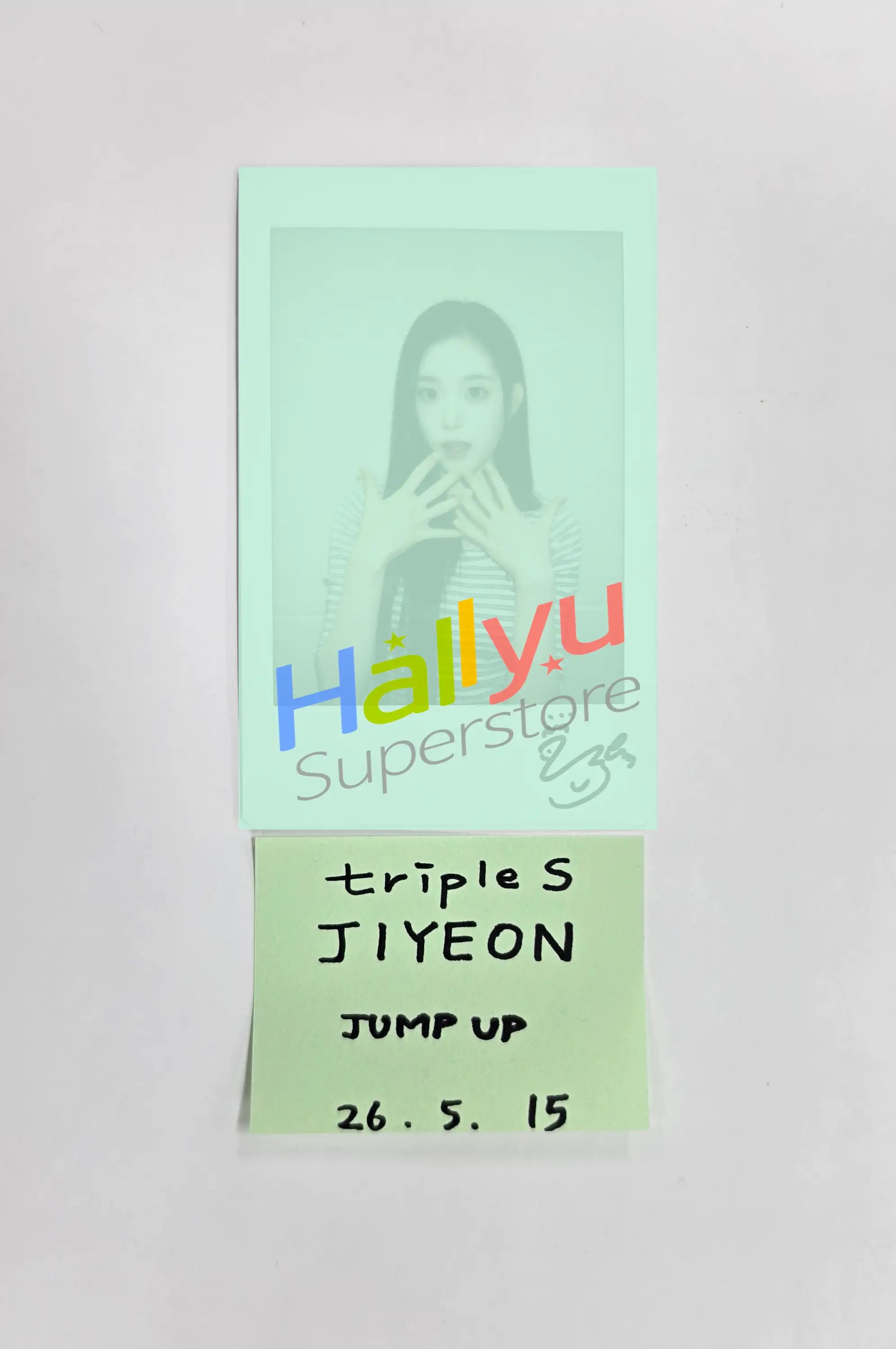 JiYeon (of TripleS) - Hand Autographed(Signed) Polaroid [26.05.15