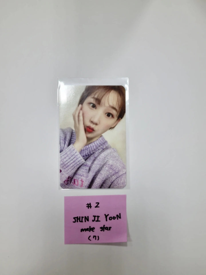 Weeekly "We Play" 3rd mini - Makestar Pre-Order Benefit Photocard Ver. 1, Ver. 2 - HALLYUSUPERSTORE