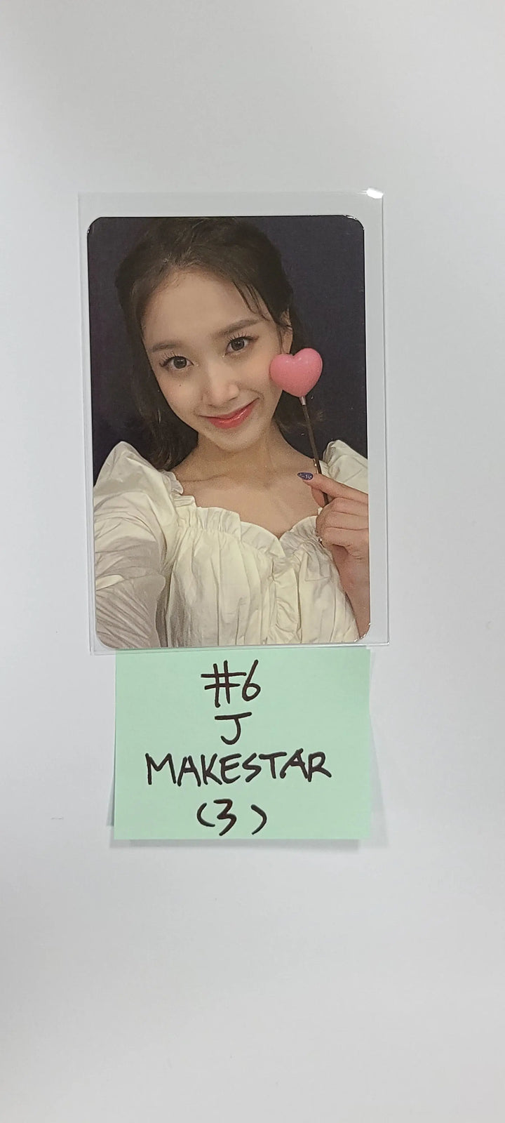StayC 'YOUNG-LUV.COM' - Makestar Fansign Event Photocard Round 2 - HALLYUSUPERSTORE