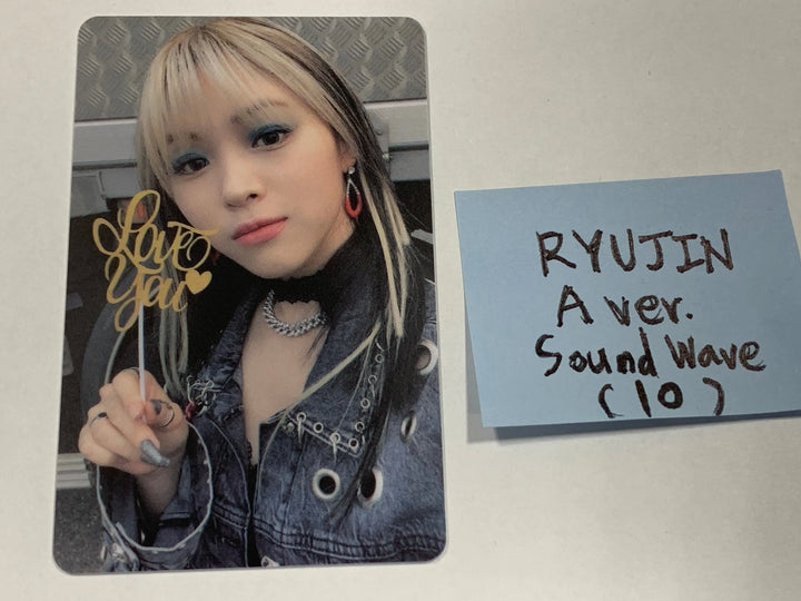 ITZY 'CRAZY IN LOVE' - Sound Wave Luckydraw PVC Photocard, Hologram Sticker - HALLYUSUPERSTORE