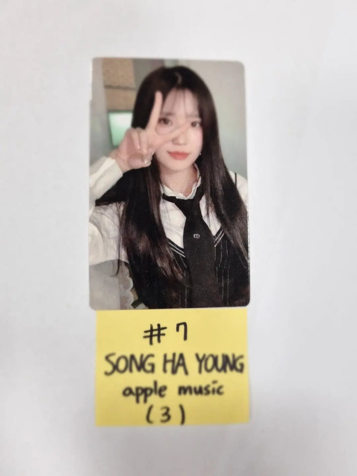 Fromis_9 "9 Way Ticket" - Applemusic Pre-order Benefit Photocard - HALLYUSUPERSTORE