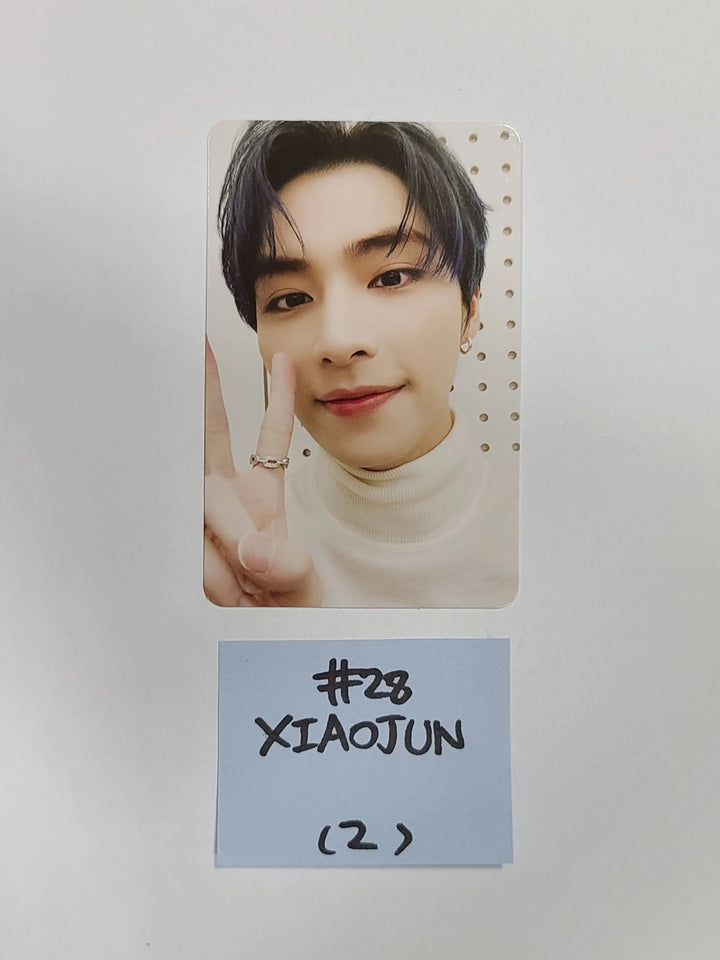 NCT Universe - SMTOWN Official ID Card, Photocard (2) - HALLYUSUPERSTORE