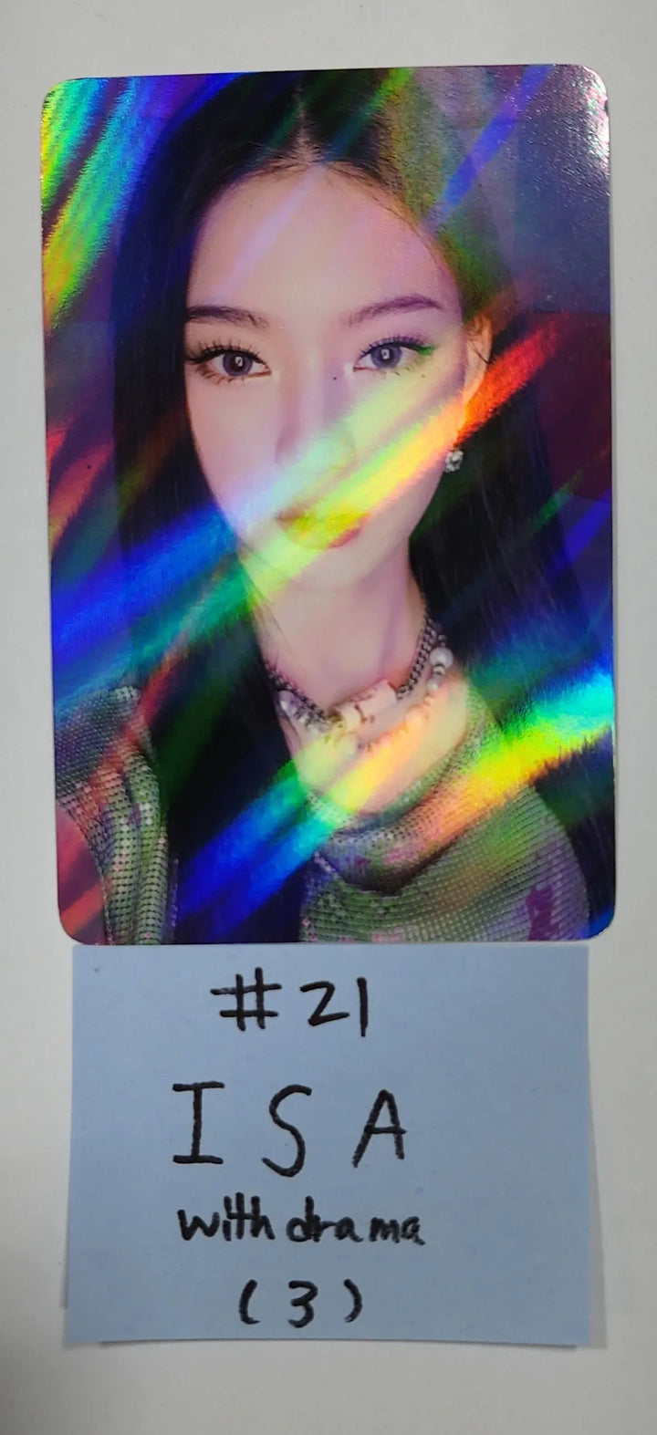 StayC 'YOUNG-LUV.COM' - Pre-Order Benefit Photocard, Luckydraw Photocard (2) - HALLYUSUPERSTORE