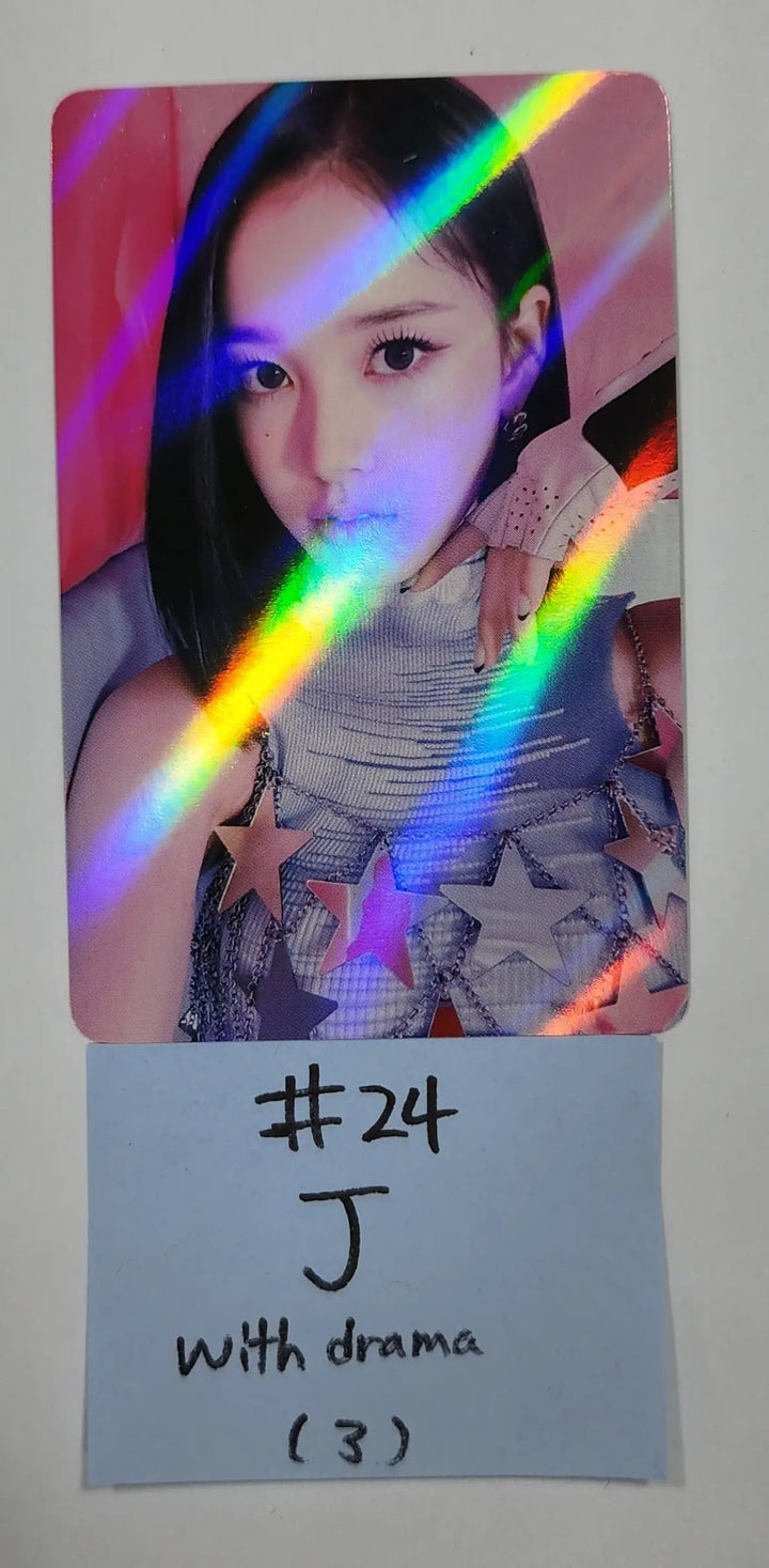 StayC 'YOUNG-LUV.COM' - Pre-Order Benefit Photocard, Luckydraw Photocard (2) - HALLYUSUPERSTORE