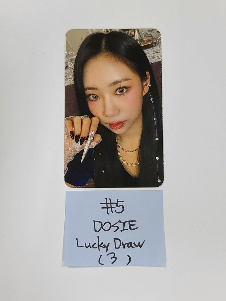 Purple Kiss 'memeM' - Apple Music Luckydraw Photocard - HALLYUSUPERSTORE
