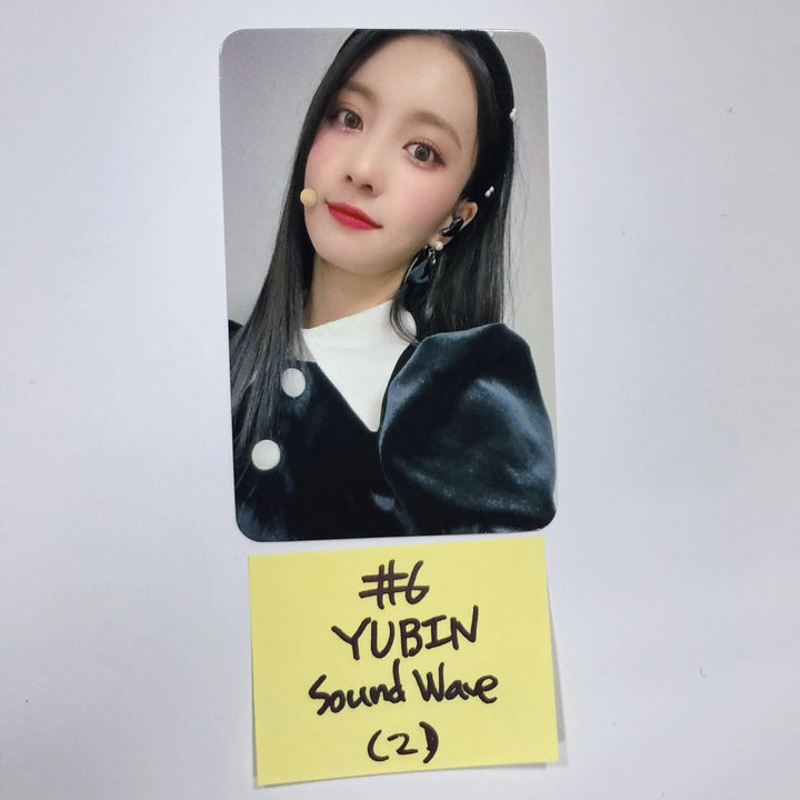 Oh My Girl 'Real Love' - Soundwave Pre-Order Benefit Photocard - HALLYUSUPERSTORE