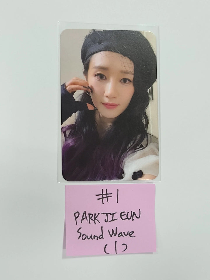Purple Kiss 'memeM' - Soundwave Fansign Event Photocard - HALLYUSUPERSTORE