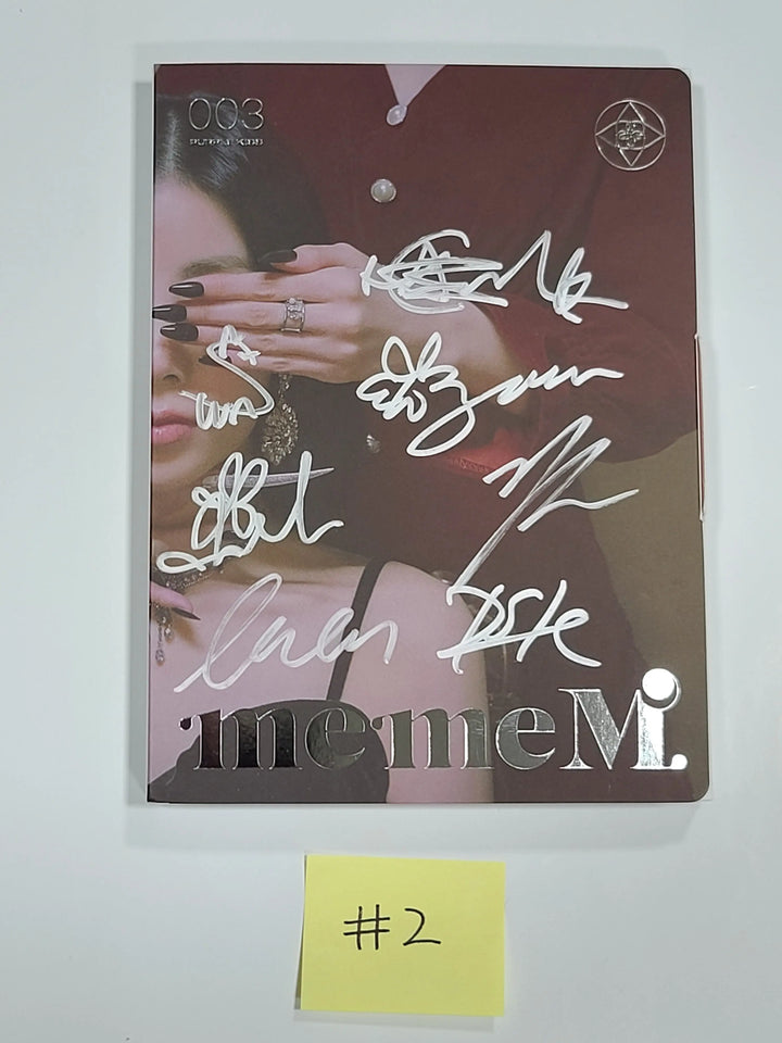 Purple Kiss 'memeM' - Hand Autographed(Signed) Promo Album ( 4/15 Restocked ) - HALLYUSUPERSTORE