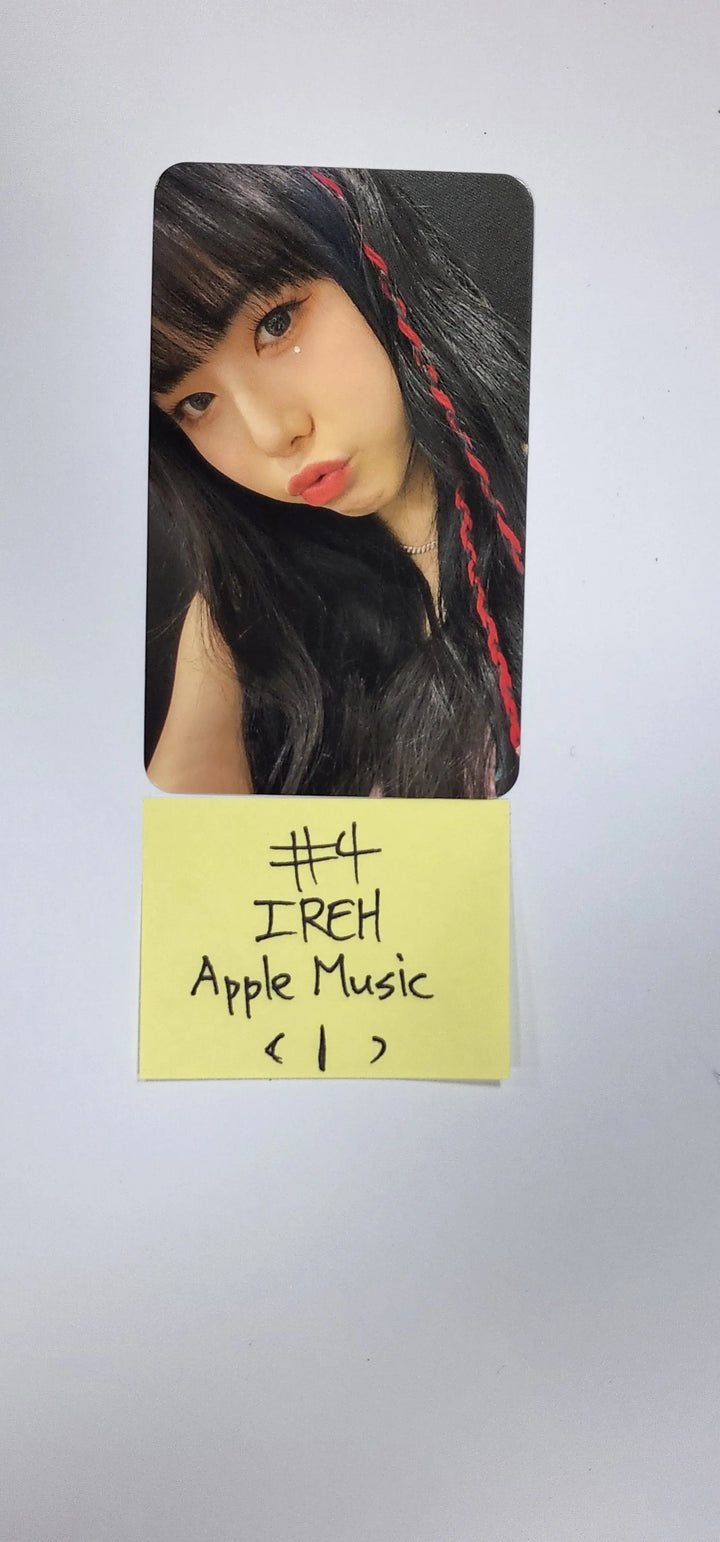 Purple Kiss 'memeM' - Apple Music Fansign Event Photocard Round 2 - HALLYUSUPERSTORE