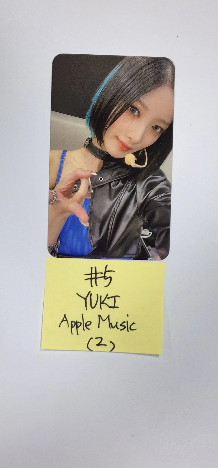Purple Kiss 'memeM' - Apple Music Fansign Event Photocard Round 2 - HALLYUSUPERSTORE