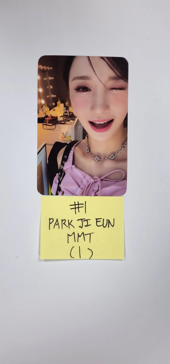 Purple Kiss 'memeM' - MMT Fansign Event Photocard ( Restocked 5/12 ) - HALLYUSUPERSTORE