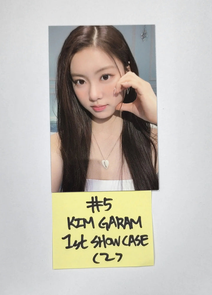 LE SSERAFIM "FEARLESS" - Showcase Winner Photocard - HALLYUSUPERSTORE