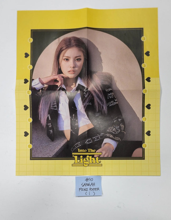 Lightsum 'Into The Light' -Official Scratch Card, Mini Poster - HALLYUSUPERSTORE