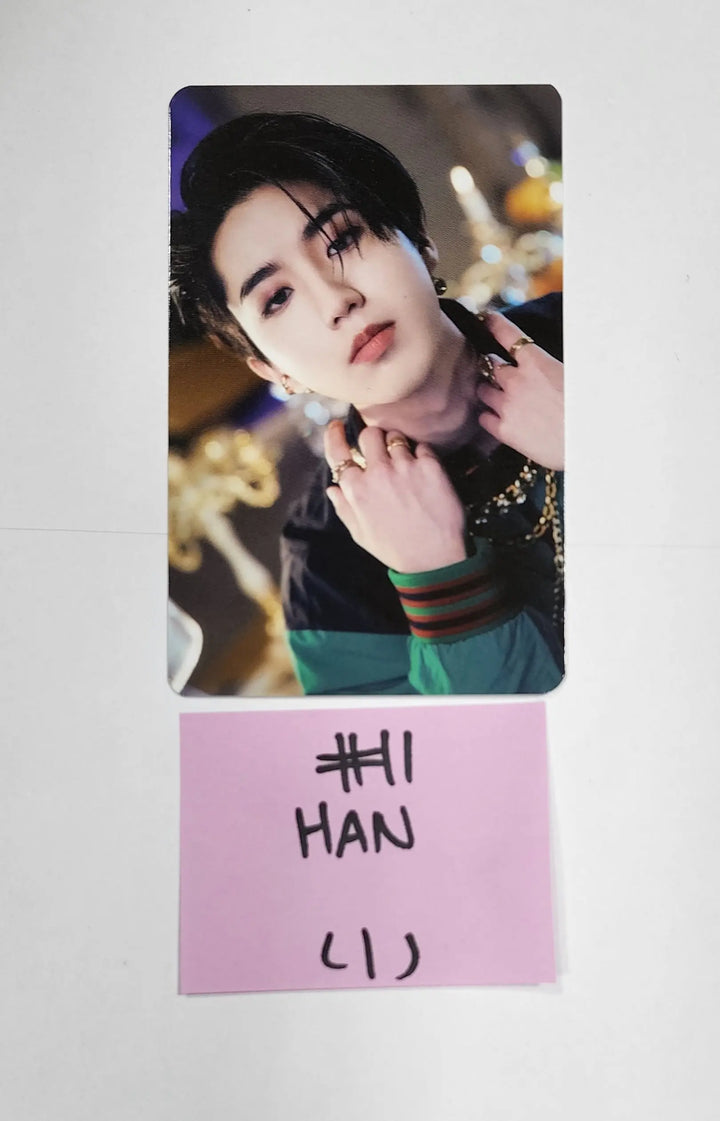 Stray Kids X SKZOO Pop-Up Store 'THE VICTORY' - Random Trading Photocard - HALLYUSUPERSTORE