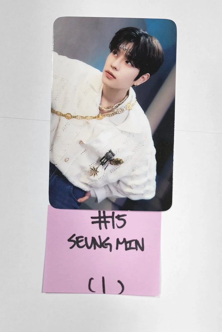 Stray Kids X SKZOO Pop-Up Store 'THE VICTORY' - Random Trading Photocard - HALLYUSUPERSTORE