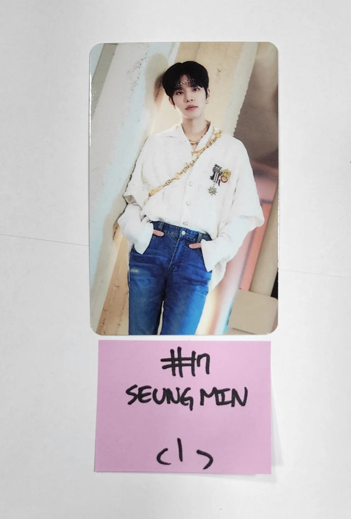 Stray Kids X SKZOO Pop-Up Store 'THE VICTORY' - Random Trading Photocard - HALLYUSUPERSTORE