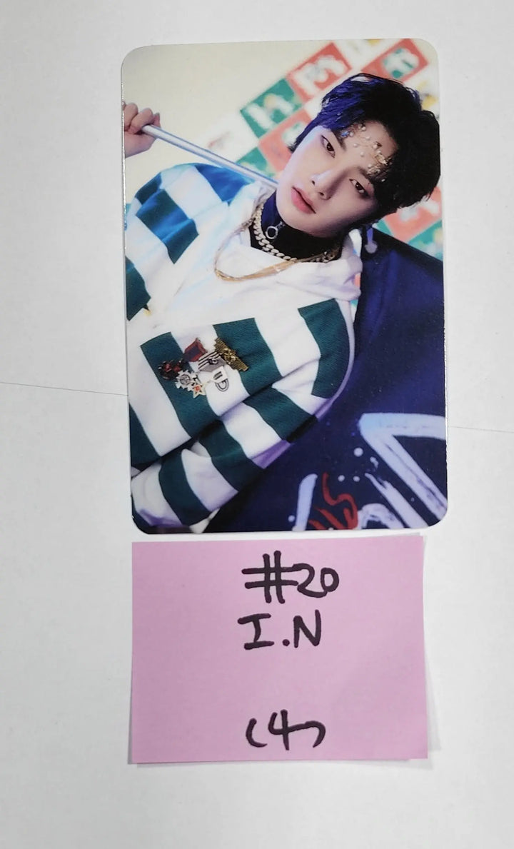 Stray Kids X SKZOO Pop-Up Store 'THE VICTORY' - Random Trading Photocard - HALLYUSUPERSTORE
