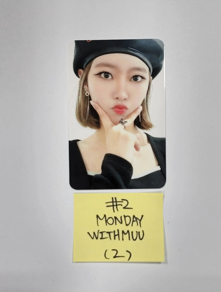 Weeekly "Play Game : AWAKE" - Withmuu Offline Fansign Event Photocard Round 4 - HALLYUSUPERSTORE