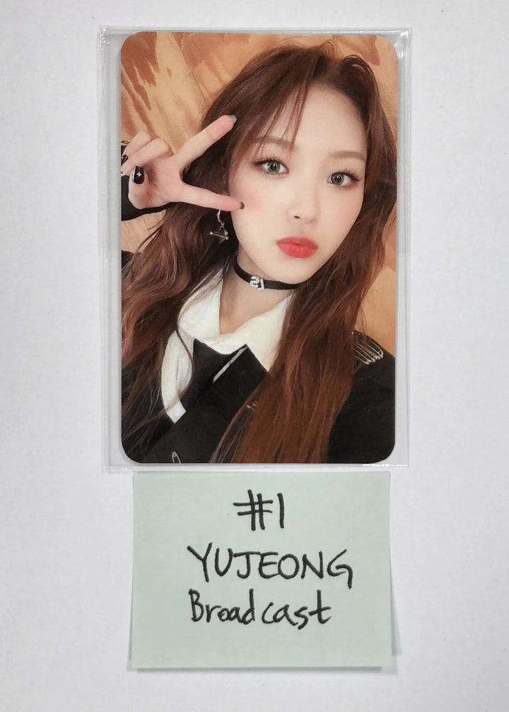 Lightsum 'Into The Light' - Broadcast Photocard - HALLYUSUPERSTORE