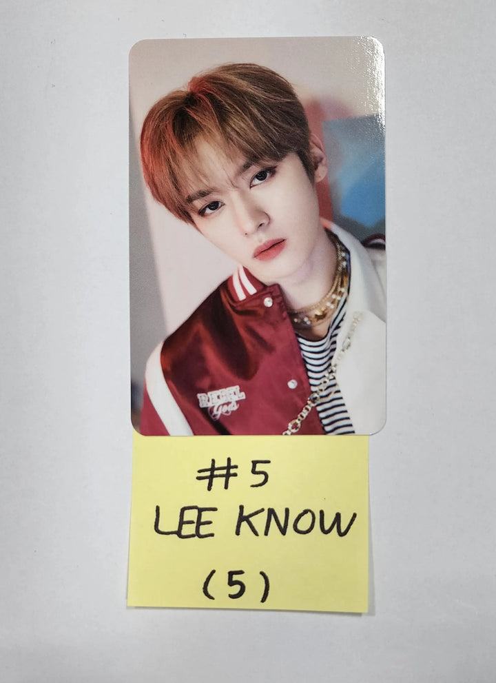 Stray Kids X SKZOO Pop-Up Store 'THE VICTORY' - Random Trading Photocard (1) - HALLYUSUPERSTORE