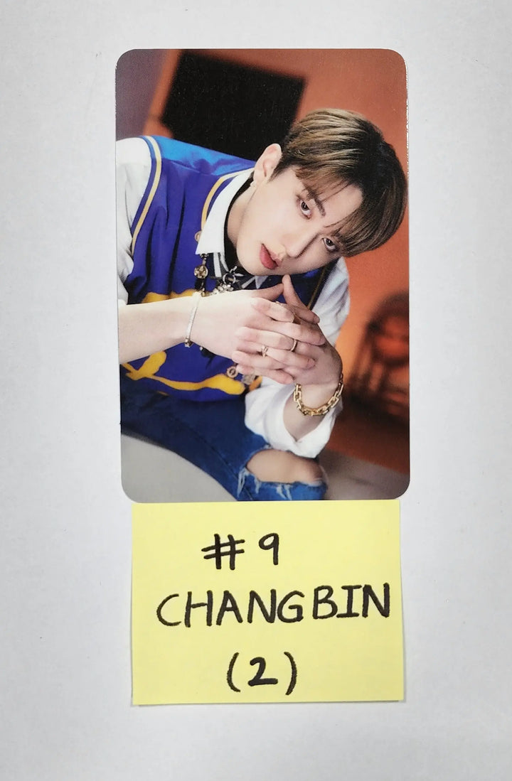 Stray Kids X SKZOO Pop-Up Store 'THE VICTORY' - Random Trading Photocard (1) - HALLYUSUPERSTORE