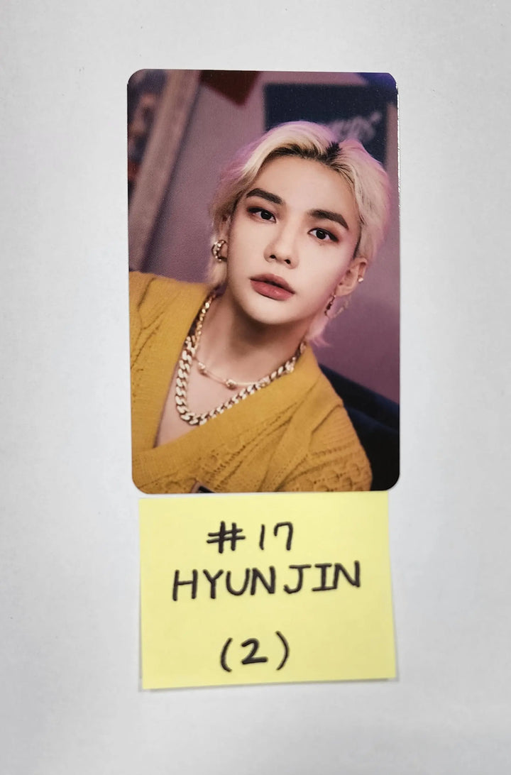 Stray Kids X SKZOO Pop-Up Store 'THE VICTORY' - Random Trading Photocard (1) - HALLYUSUPERSTORE