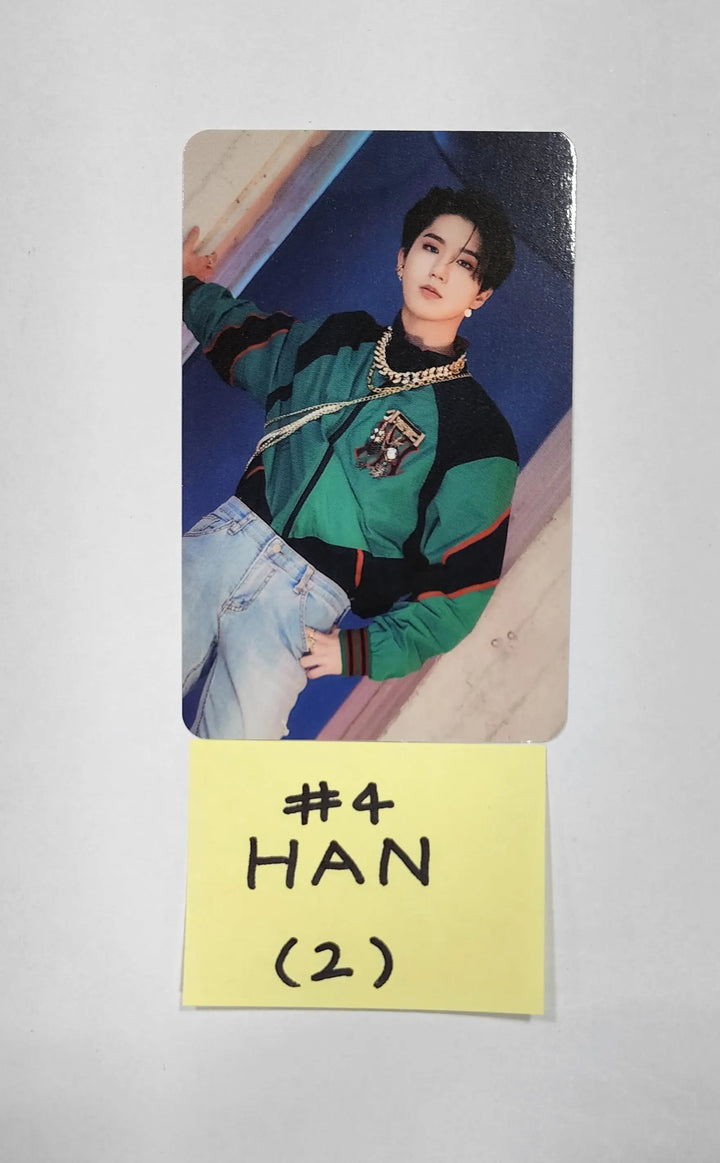 Stray Kids X SKZOO Pop-Up Store 'THE VICTORY' - Random Trading Photocard (2) - HALLYUSUPERSTORE