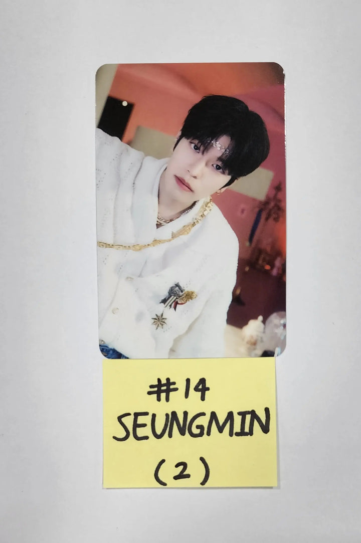 Stray Kids X SKZOO Pop-Up Store 'THE VICTORY' - Random Trading Photocard (2) - HALLYUSUPERSTORE