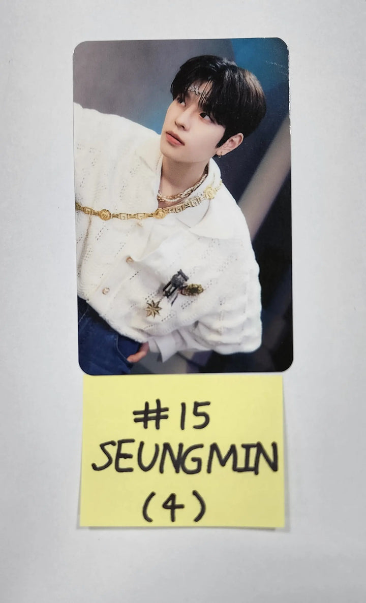 Stray Kids X SKZOO Pop-Up Store 'THE VICTORY' - Random Trading Photocard (2) - HALLYUSUPERSTORE