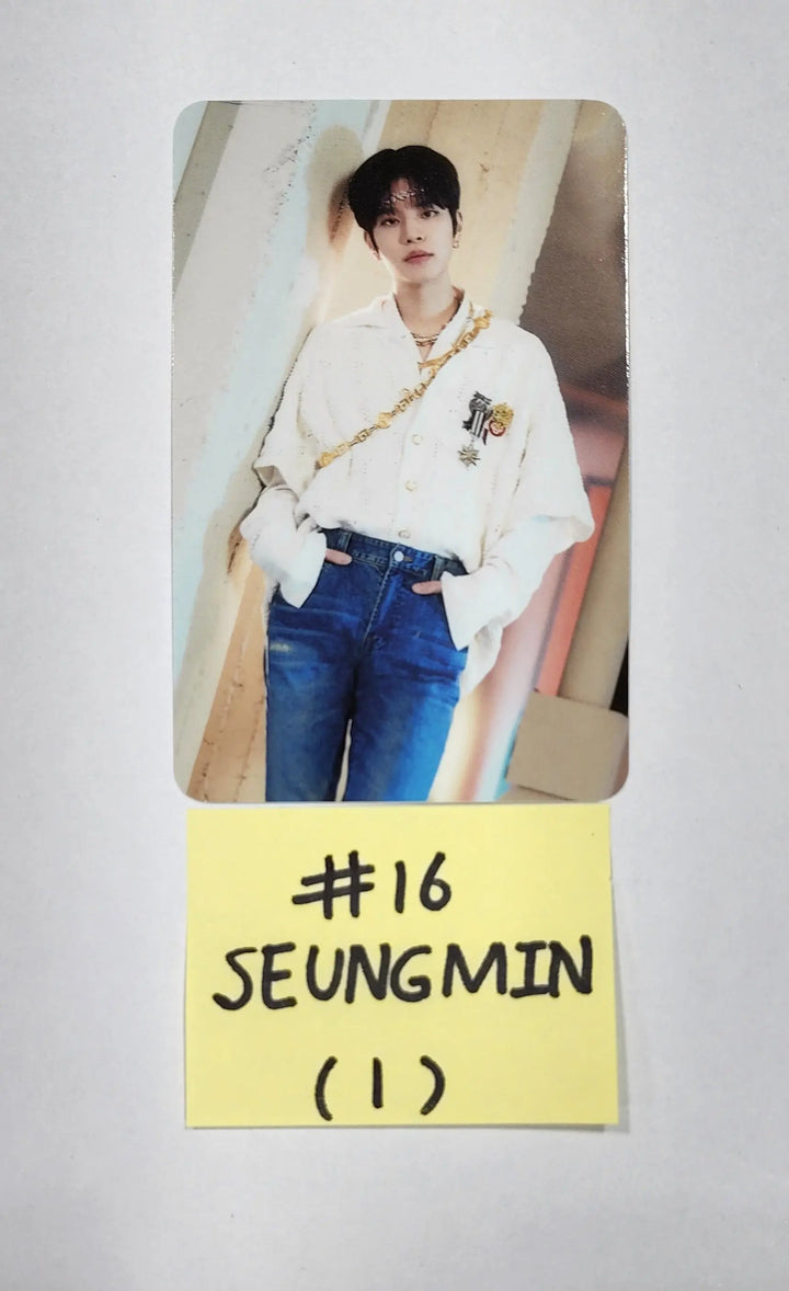 Stray Kids X SKZOO Pop-Up Store 'THE VICTORY' - Random Trading Photocard (2) - HALLYUSUPERSTORE