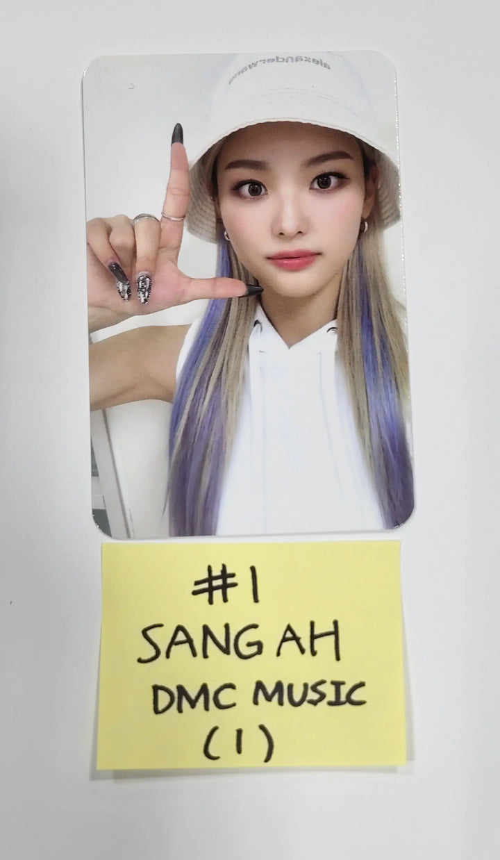 Lightsum 'Into The Light' - DMC Fansign Event Photocard Round 3 - HALLYUSUPERSTORE
