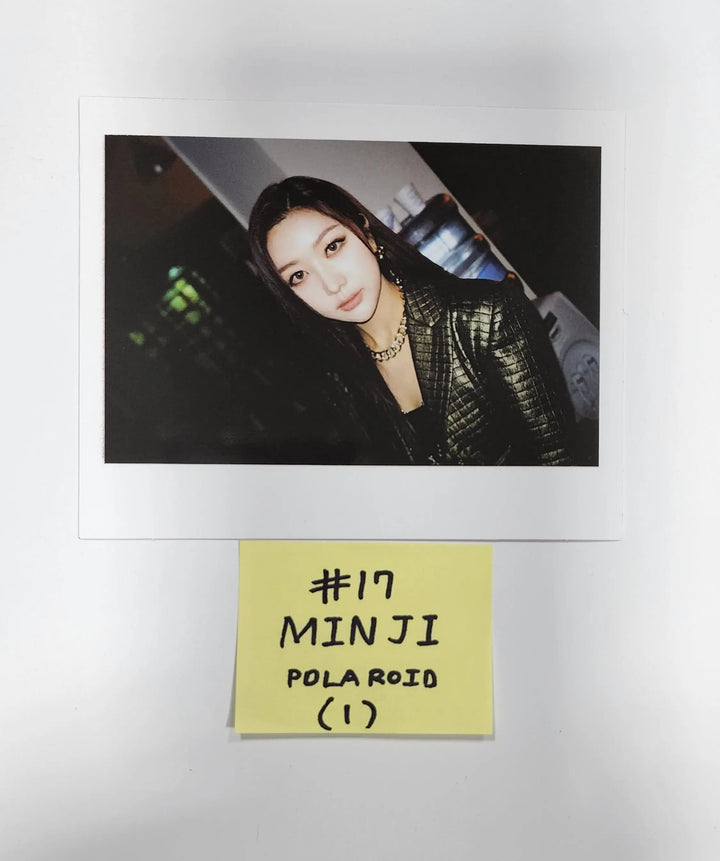 Secret Number 'DOOMCHITA' Single 4th - Official Photocard, Polaroid Type Photocard - HALLYUSUPERSTORE