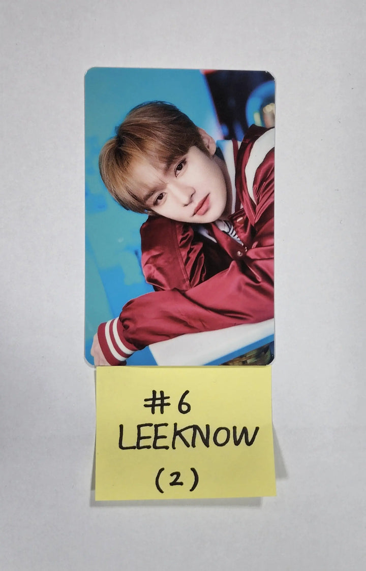 Stray Kids X SKZOO Pop-Up Store 'THE VICTORY' - Random Trading Photocard (1) - HALLYUSUPERSTORE