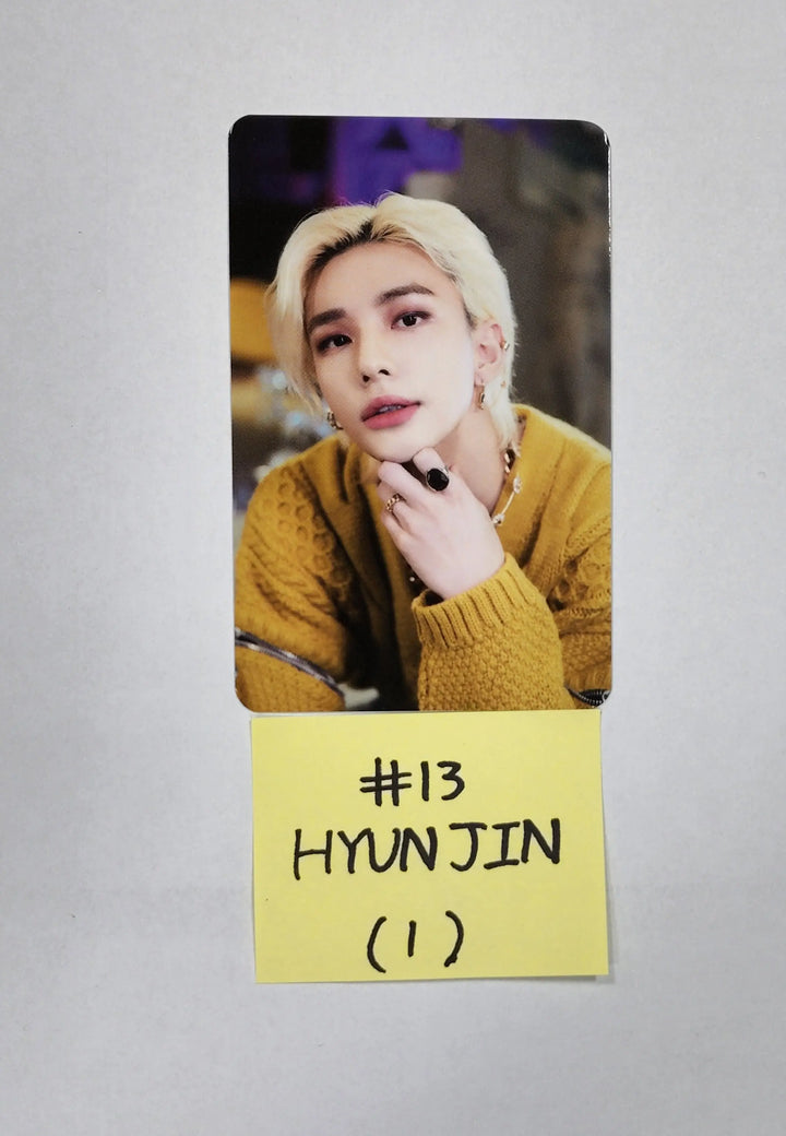 Stray Kids X SKZOO Pop-Up Store 'THE VICTORY' - Random Trading Photocard (1) - HALLYUSUPERSTORE