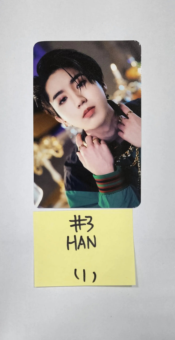 Stray Kids X SKZOO Pop-Up Store 'THE VICTORY' - Random Trading Photocard (2) - HALLYUSUPERSTORE