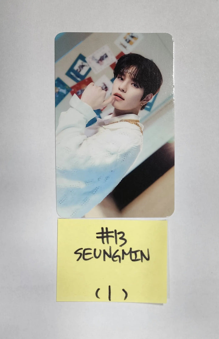 Stray Kids X SKZOO Pop-Up Store 'THE VICTORY' - Random Trading Photocard (2) - HALLYUSUPERSTORE