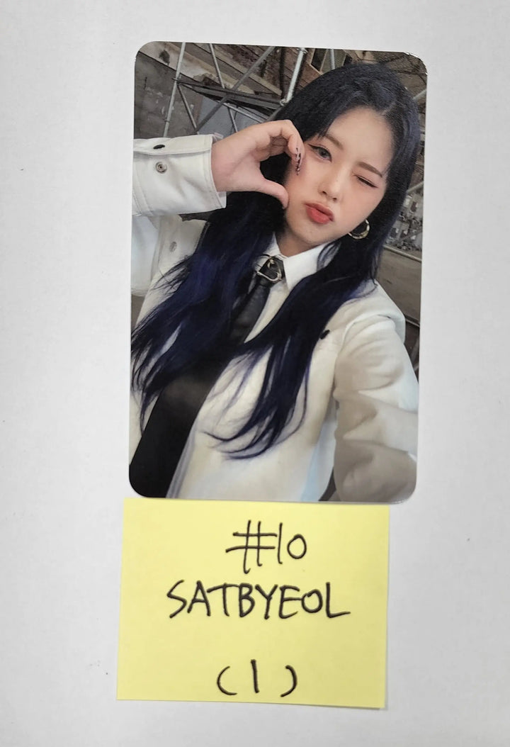 Pixy 'REBORN' - Official Photocard - HALLYUSUPERSTORE