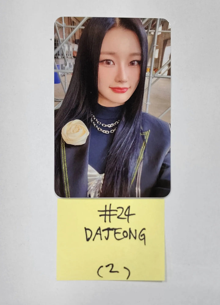 Pixy 'REBORN' - Official Photocard - HALLYUSUPERSTORE