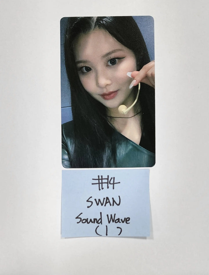 Purple Kiss 'memeM' - Soundwave Luckydraw Event PVC Photocard Round 2 - HALLYUSUPERSTORE
