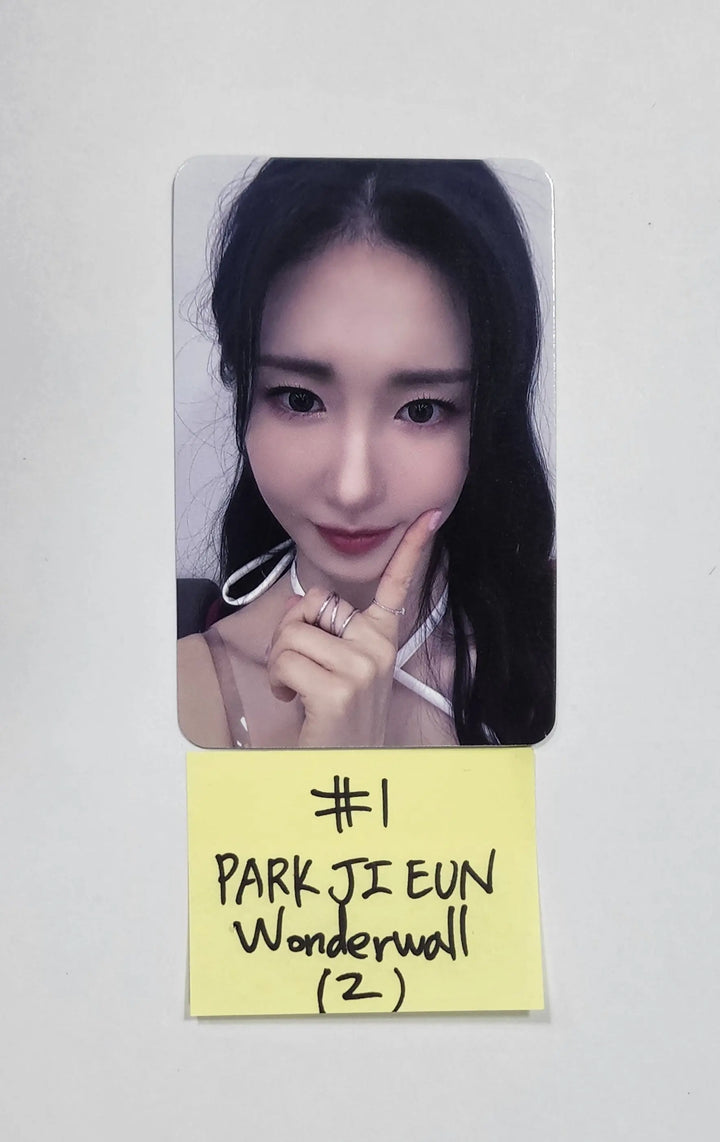 Purple Kiss 'memeM' - Wonderwall Fansign Event Photocard - HALLYUSUPERSTORE