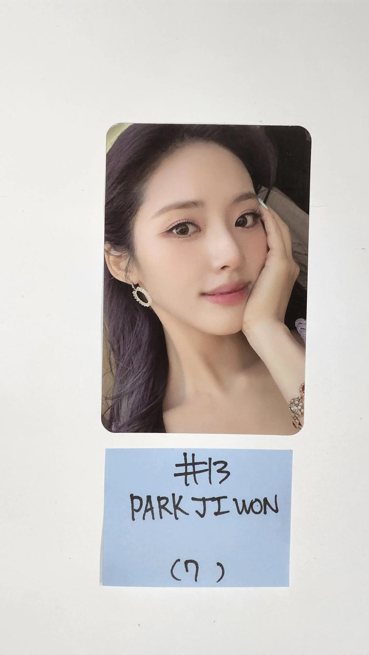 Fromis_9 "from our Memento Box" - Official Photocard (1) - HALLYUSUPERSTORE