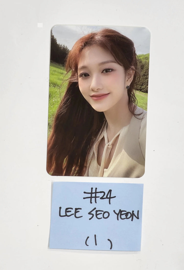 Fromis_9 "from our Memento Box" - Official Photocard (2) - HALLYUSUPERSTORE