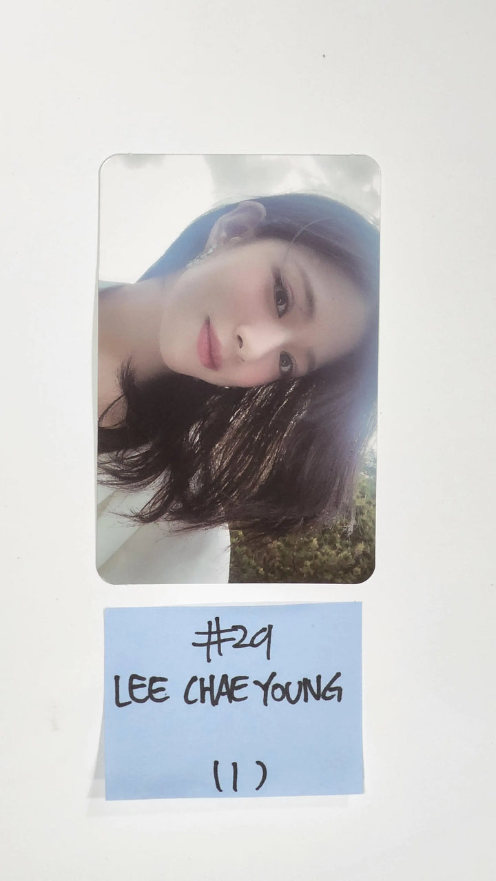 Fromis_9 "from our Memento Box" - Official Photocard (2) - HALLYUSUPERSTORE