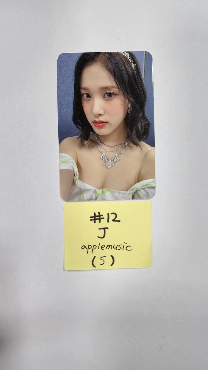 StayC 'WE NEED LOVE' - Apple Music Lucky Draw Event Photocard - HALLYUSUPERSTORE