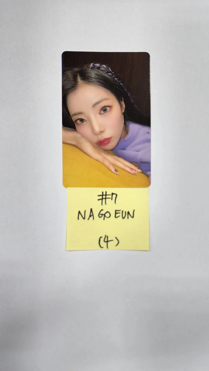 Purple Kiss 'GEEKYLAND' - Official Photocard, Mini Folded Poster - HALLYUSUPERSTORE